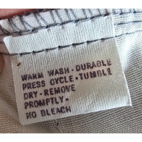 Vintage Levi's STA-PREST red and black Houndstooth size 28 - Picture 8 of 12